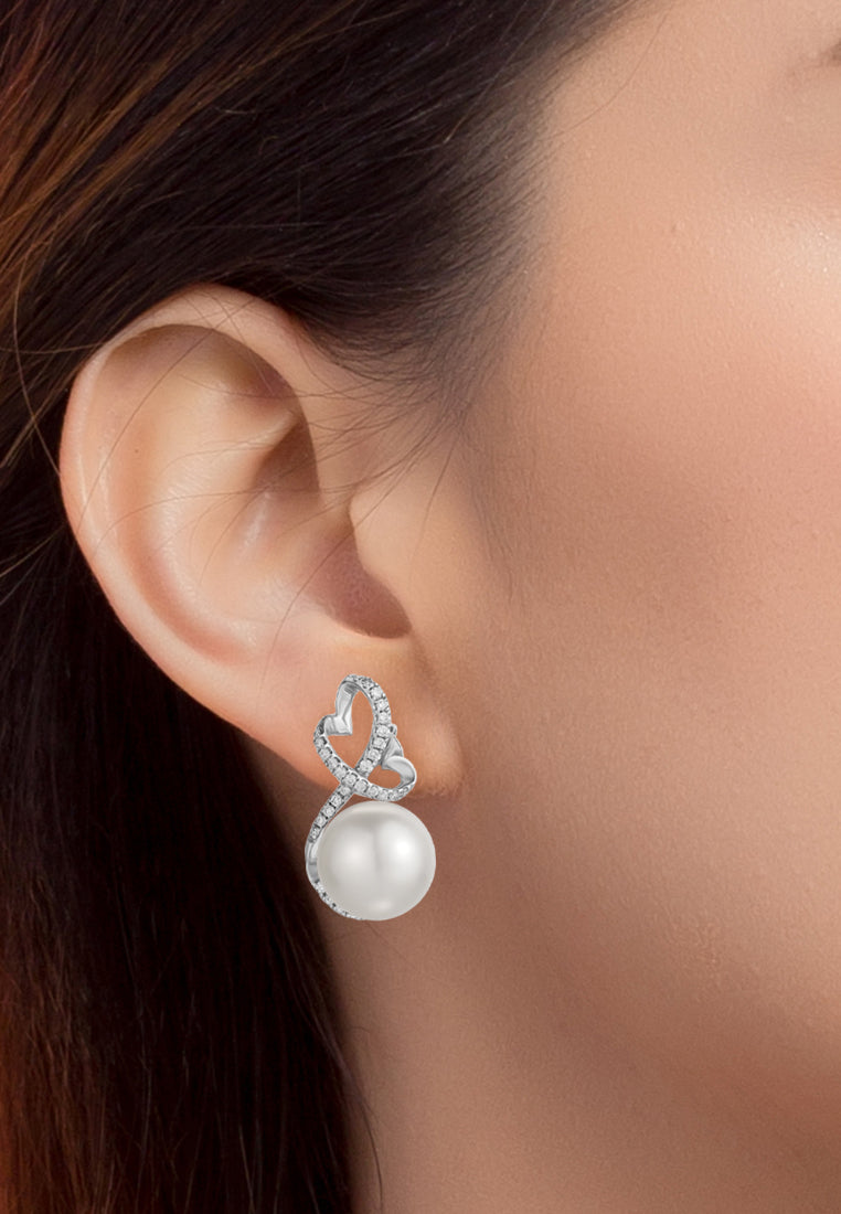 TOMEI Earrings, Diamond Pearl White Gold 750 (E1405)