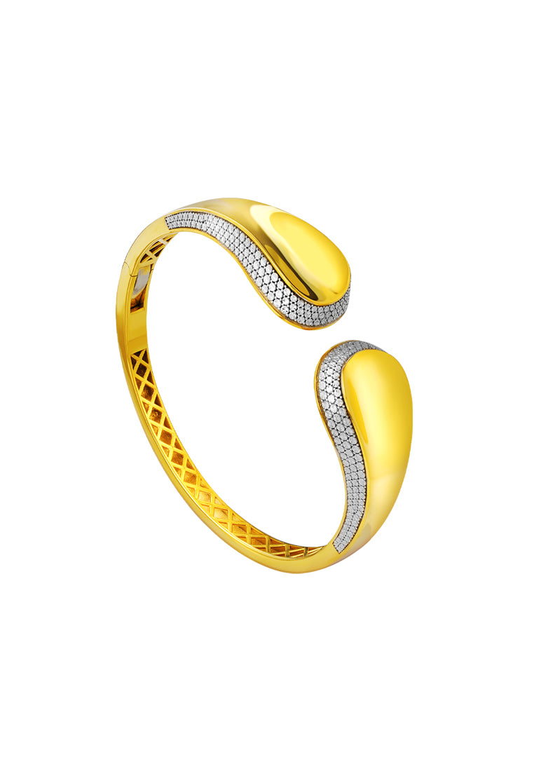 TOMEI Diamond Cut Collection Open Bangle, Yellow Gold 916