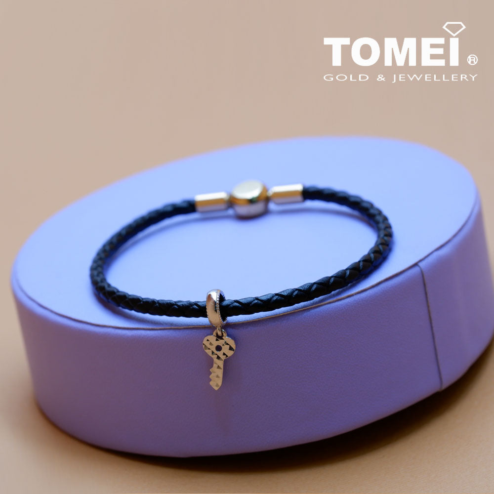 TOMEI Minimalist Key Charm, White Gold 585