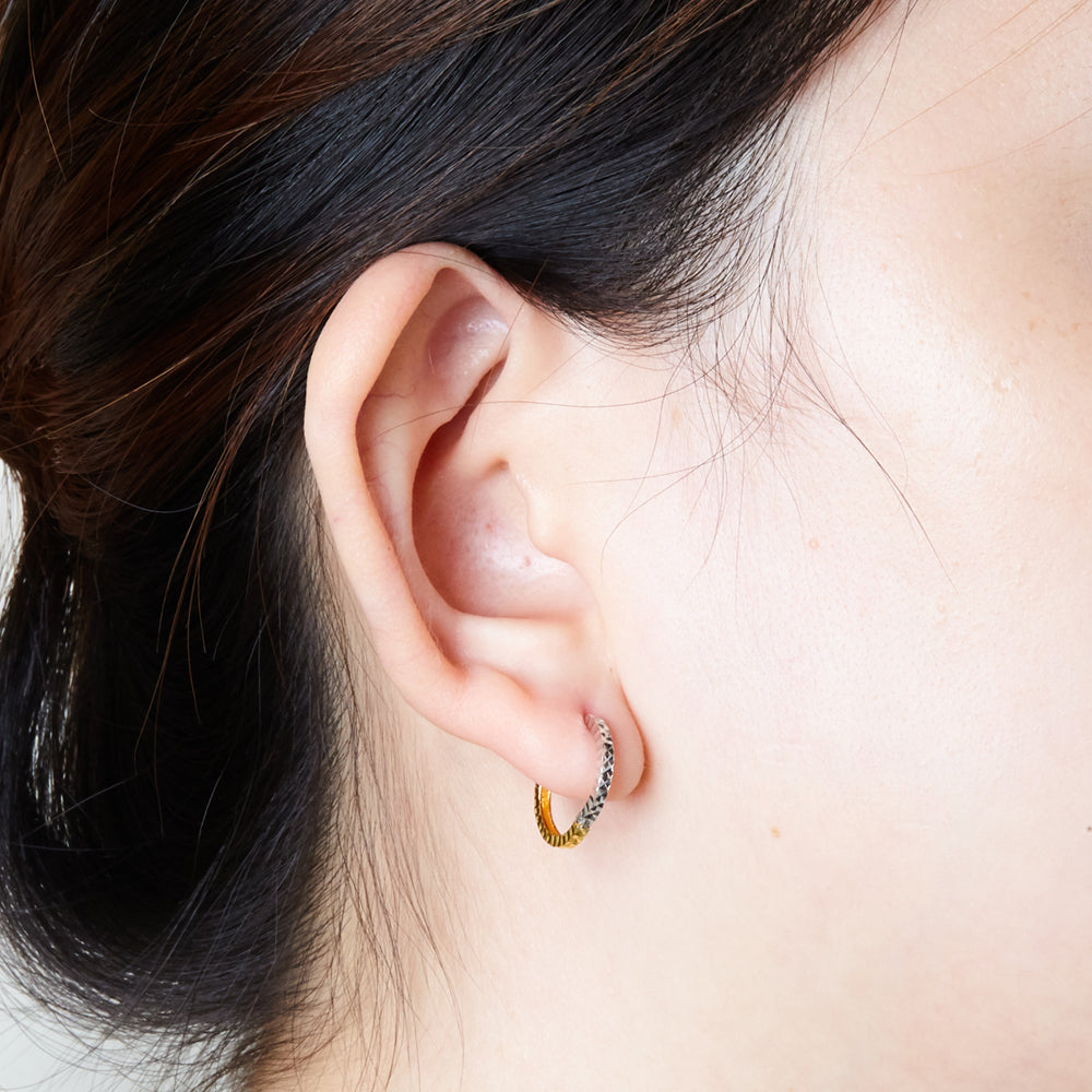 TOMEI Dual-Tone Hoop Earrings, Yellow Gold 916 (9Q-ER1435-D02-2C)