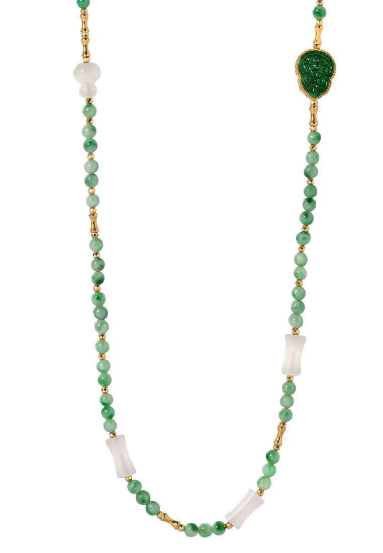 TOMEI Jade & Nephrite Necklace, Yellow Gold 750