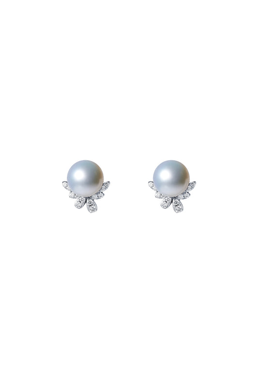 TOMEI Pearl With Diamond Earrings, White Gold 750