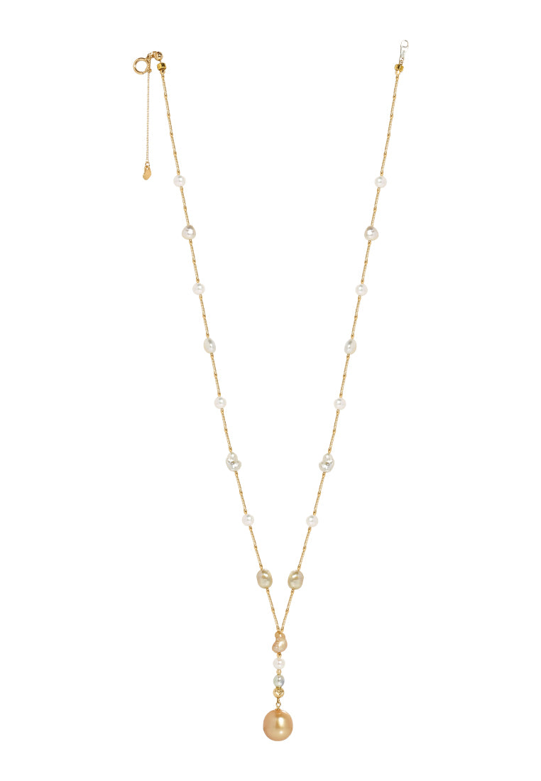 TOMEI Luminous Akoya Pearl Necklace, Yellow Gold 750