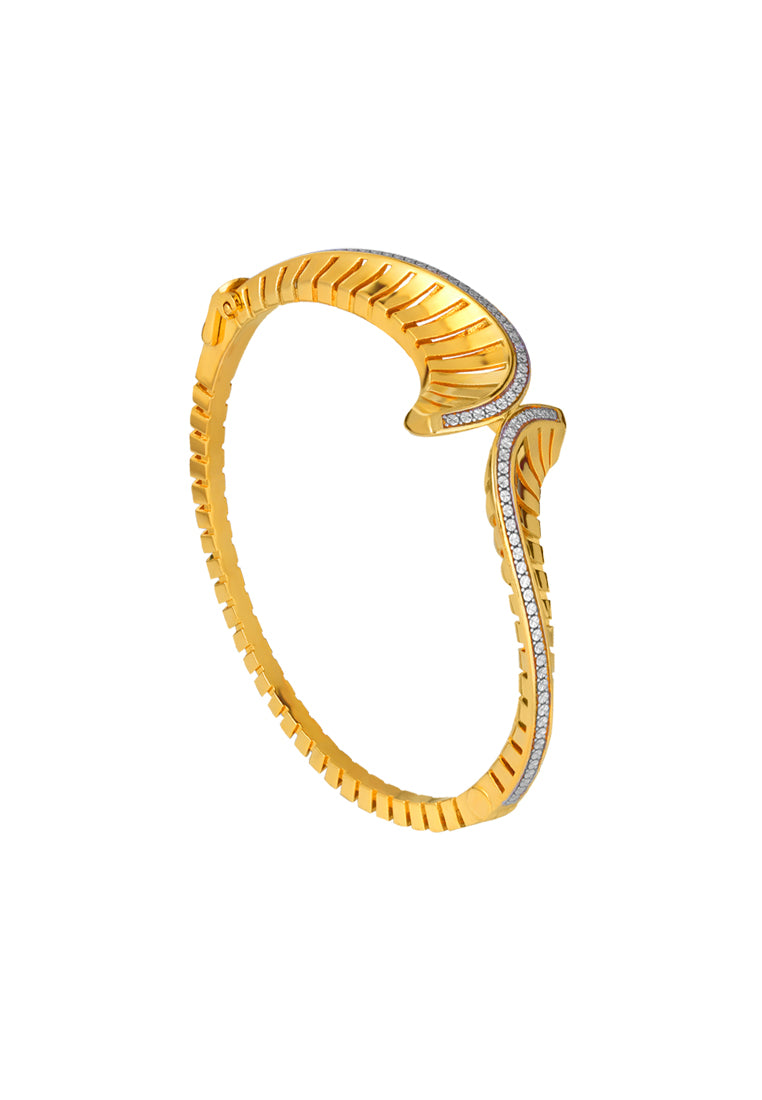 TOMEI Diamond Cut Collection Hollow Art Bangle, Yellow Gold 916