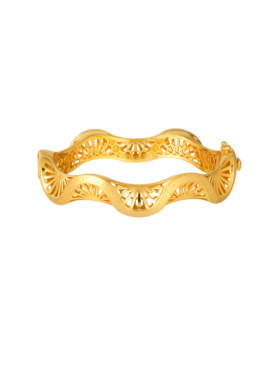 TOMEI Hollow Curvy Bangle, Yellow Gold 916