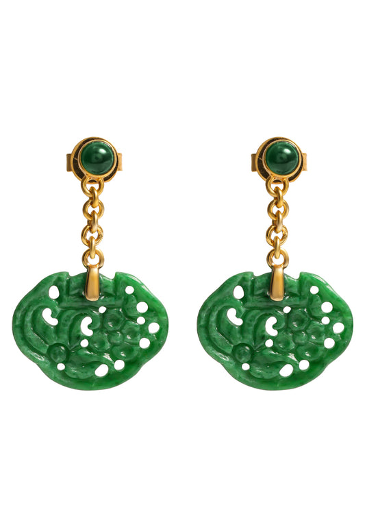 TOMEI Engraved Clouds Jade Earrings, Yellow Gold 750