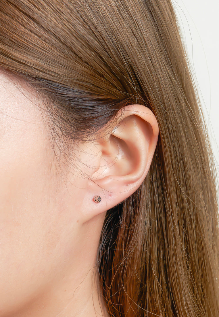 TOMEI Laser Cut Dice Earrings, White Gold 585