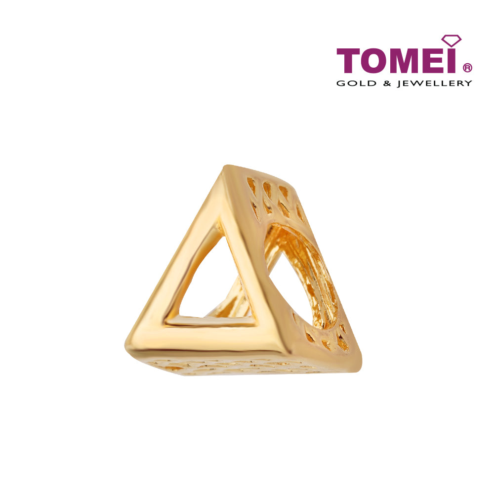 TOMEI Triangle Charm, Yellow Gold 916