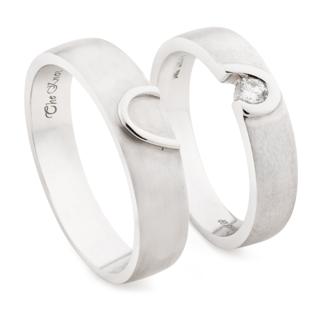 Tomei White Gold 750 (18K) "The Knot" Wedding Rings (R3707 / R3708)
