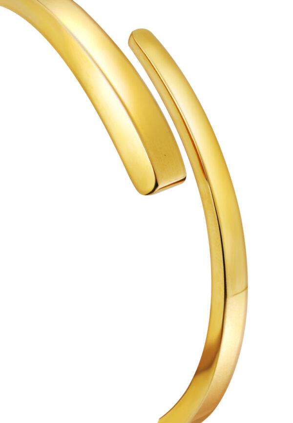 1100x762px_Raya_0035_AS-YG1502B-1C TOMEI Anastasia Extended C-Shape Bangle, Yellow Gold 916