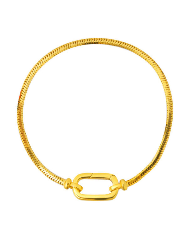 12Dec_762x1100px_0018_TM-YG1209B-1C_d2979b76-896f-4ad8-941c-7d0e343afddb TOMEI Chomel Oval Bracelet, Yellow Gold 916
