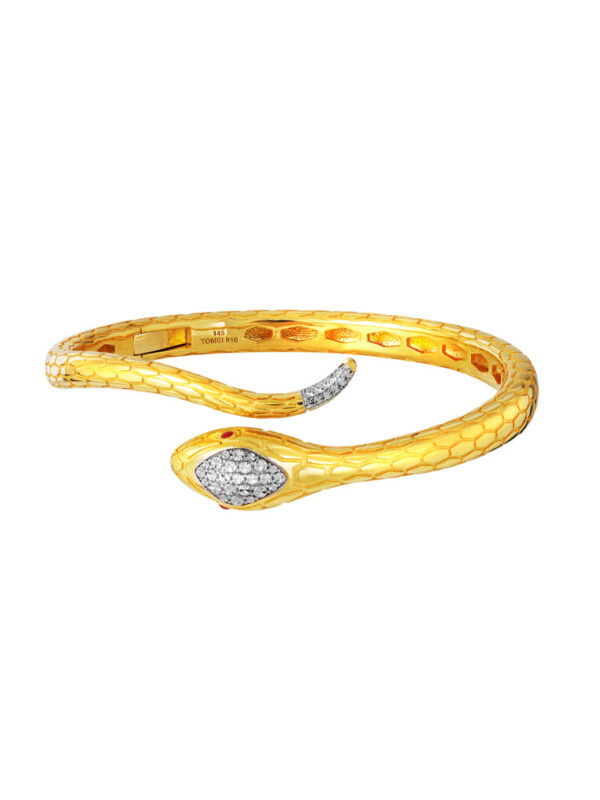 20241224012007cb90e90c7c3fbe77ae3d2f9876685edd TOMEI Diamond Cut Collection, The Golden Snake Bangle, Yellow Gold 916