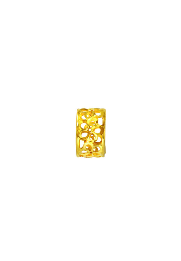 TOMEI Chomel Collection Flower-Pattern Charm, Yellow Gold 916