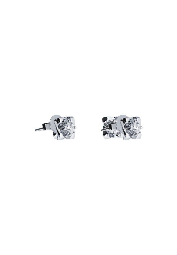 Tomei 1_0031_E1437_2.psd copy TOMEI Diamond Earrings, White Gold 375