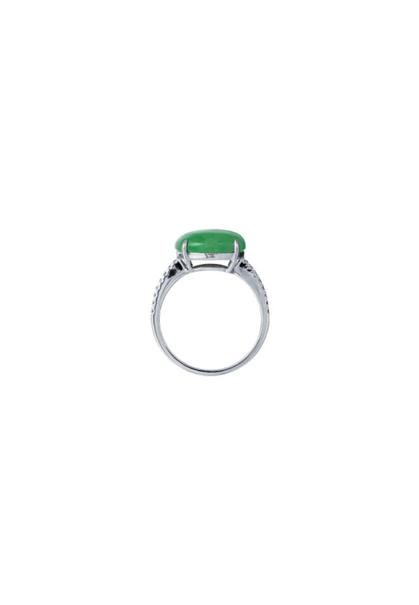 TOMEI Elliptical Jade Ring, White Gold 750