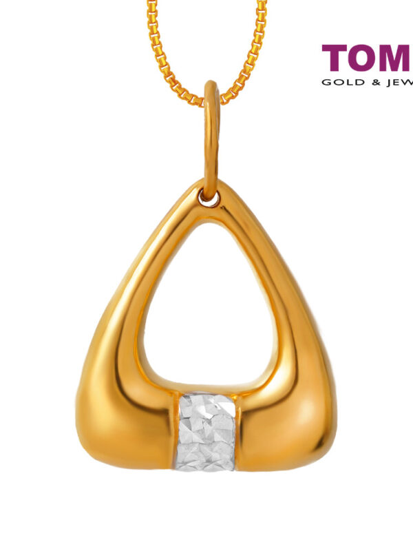 1000px_0004_9P-P6572A-2C TOMEI The Triangolo Pendant, Yellow Gold 916