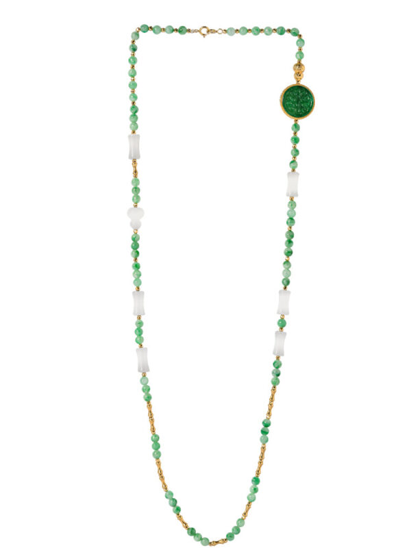 0001s_0002_Layer_2_copy TOMEI Jade & Nephrite Necklace, Yellow Gold 750