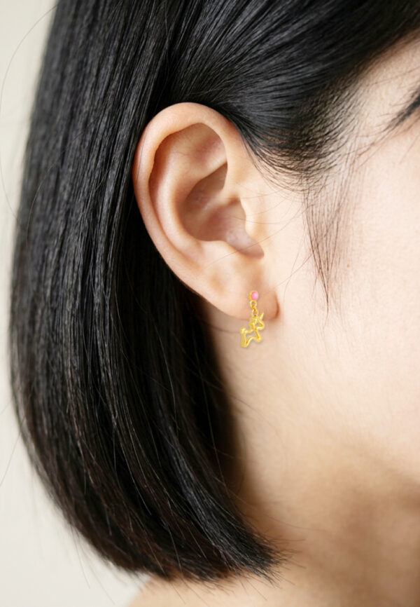 TOMEI Unicorn Earrings, Yellow Gold 999