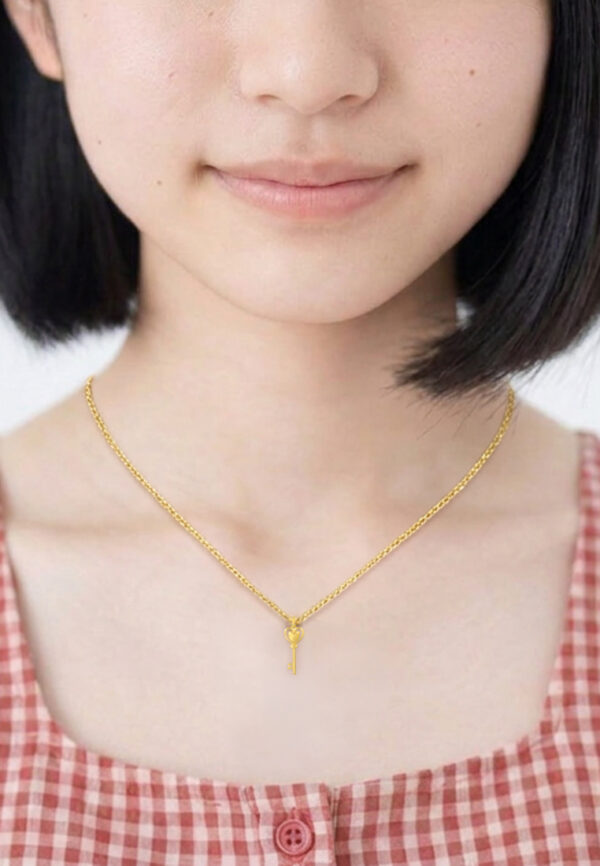 ssmy-zone-1785232343-1100x762px_6Oct_0044_Layer202.jpg TOMEI Lusso Italia Key Pendant, Yellow Gold 916