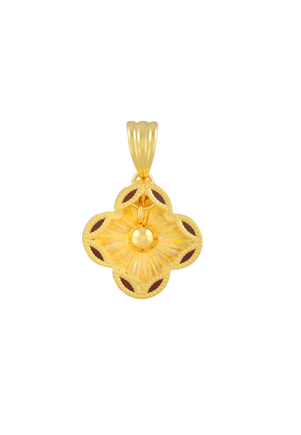 TOMEI Clover Pendant, Yellow Gold 916