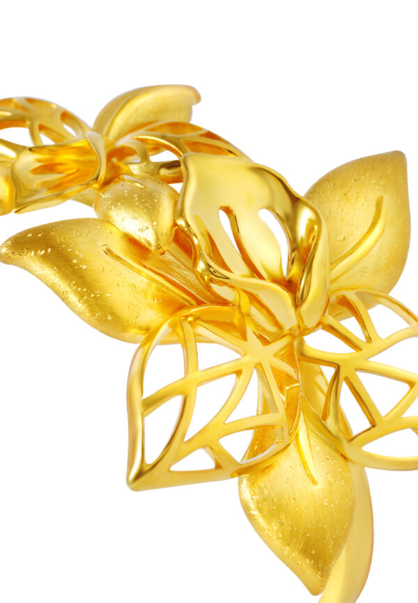 TOMEI Sri Puteri Collection Bangle, Yellow Gold 916