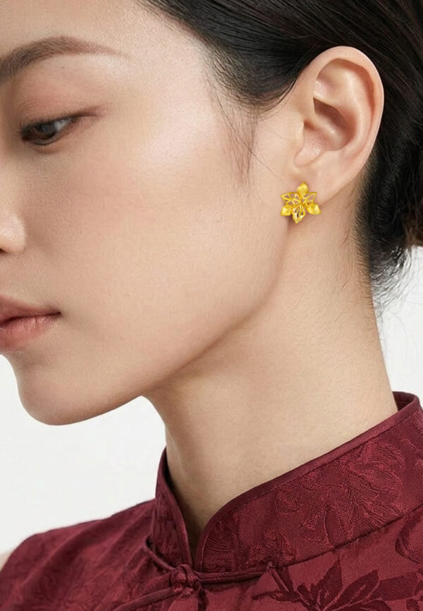 TOMEI Sri Puteri Collection Earrings, Yellow Gold 916