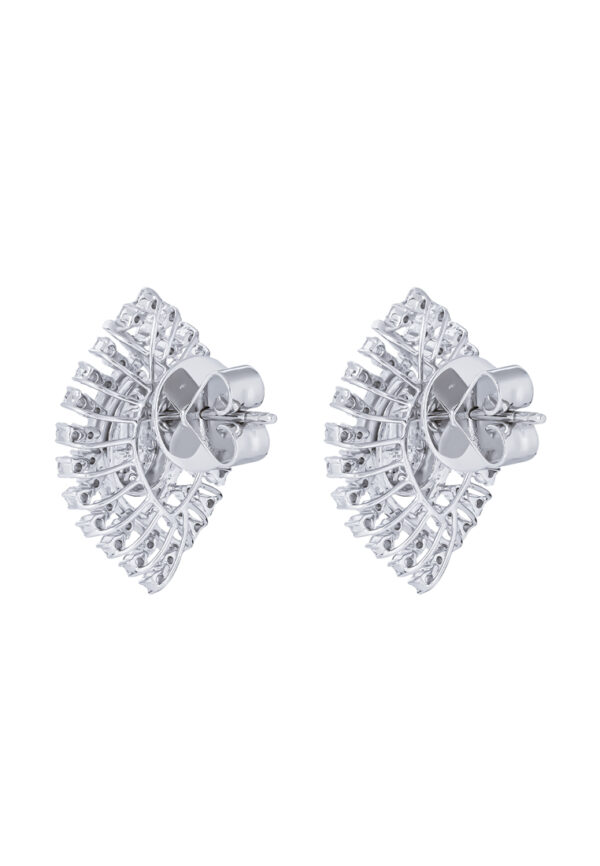 Untitled-1_0011s_0002_Sony_0082.psd TOMEI Diamond Earrings, White Gold 750
